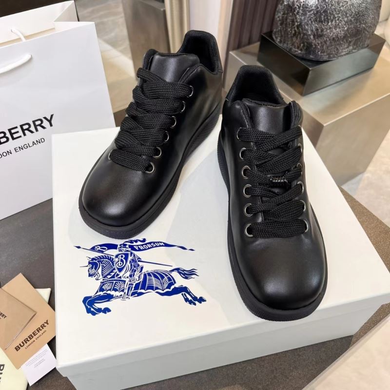 Burberry Low Shoes